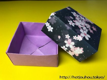 箱の折り紙 正方形で蓋付きの箱の作り方 母の日におしゃれ雑貨を 暮らしの情報局