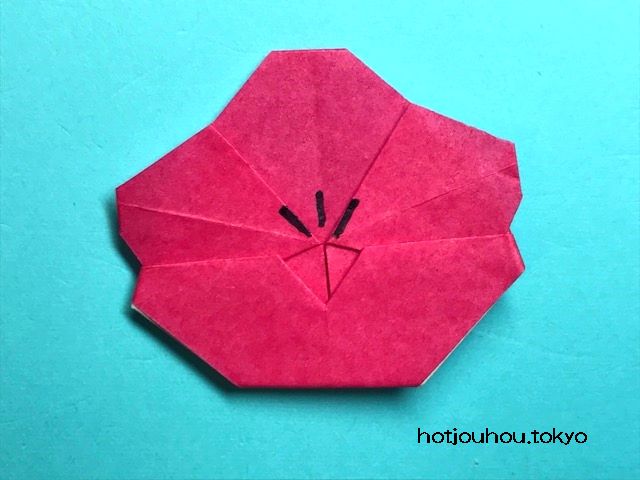 梅の折り紙の簡単な折り方 切り方 高齢者にも簡単に作れます 暮らし