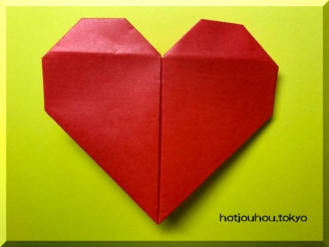 バレンタインの折り紙 リース ハートの窓 立体の箱などが簡単 暮らしの情報局