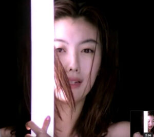 ともさかりえ